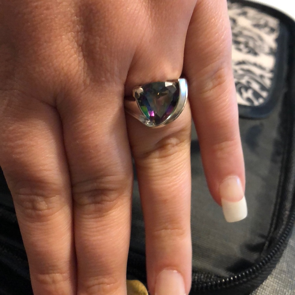 Stunning 14k white gold mystic topaz ring